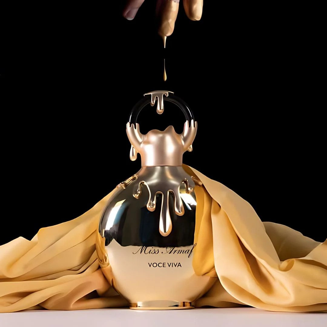 Miss Armaf Voce Viva EDP Spray 100ML (3.4 OZ) de Armaf | Déjate seducir por el encanto de esta fragancia femenina.