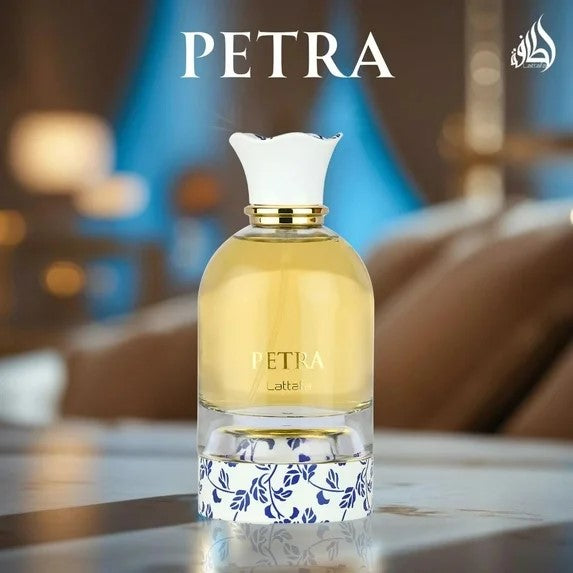 Petra Eau de Parfum EDP Spray 100ml (3.4 Oz) por Lattafa (Fragancia unisex)